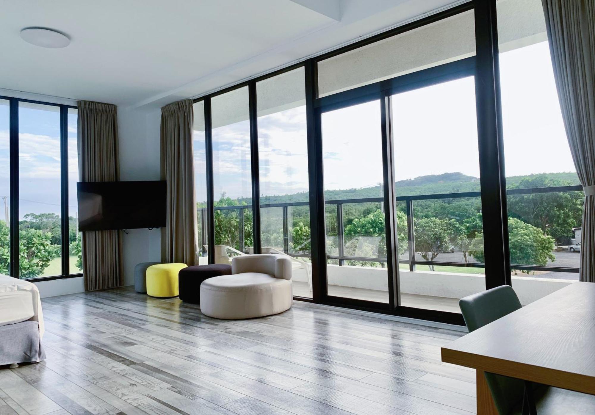 Still Hills Inn Heng-ch'un Dış mekan fotoğraf